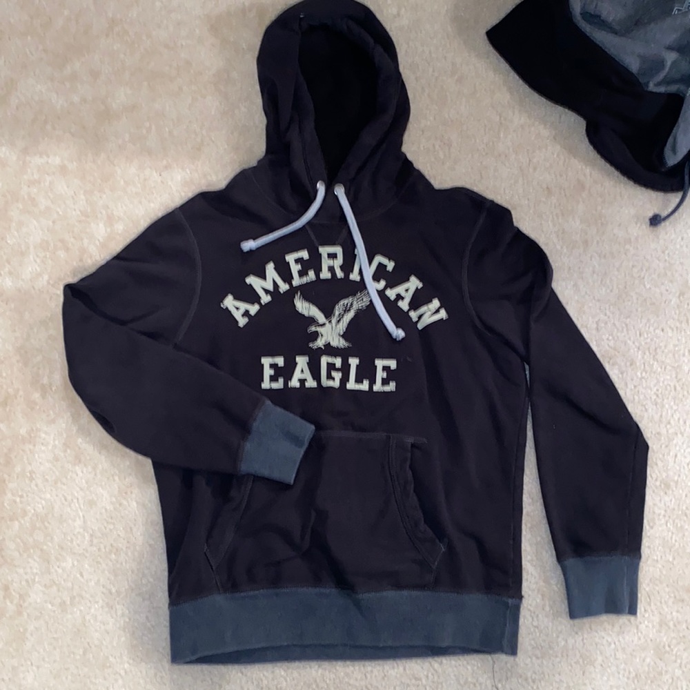 Mens medium black American Eagle Hoodie
